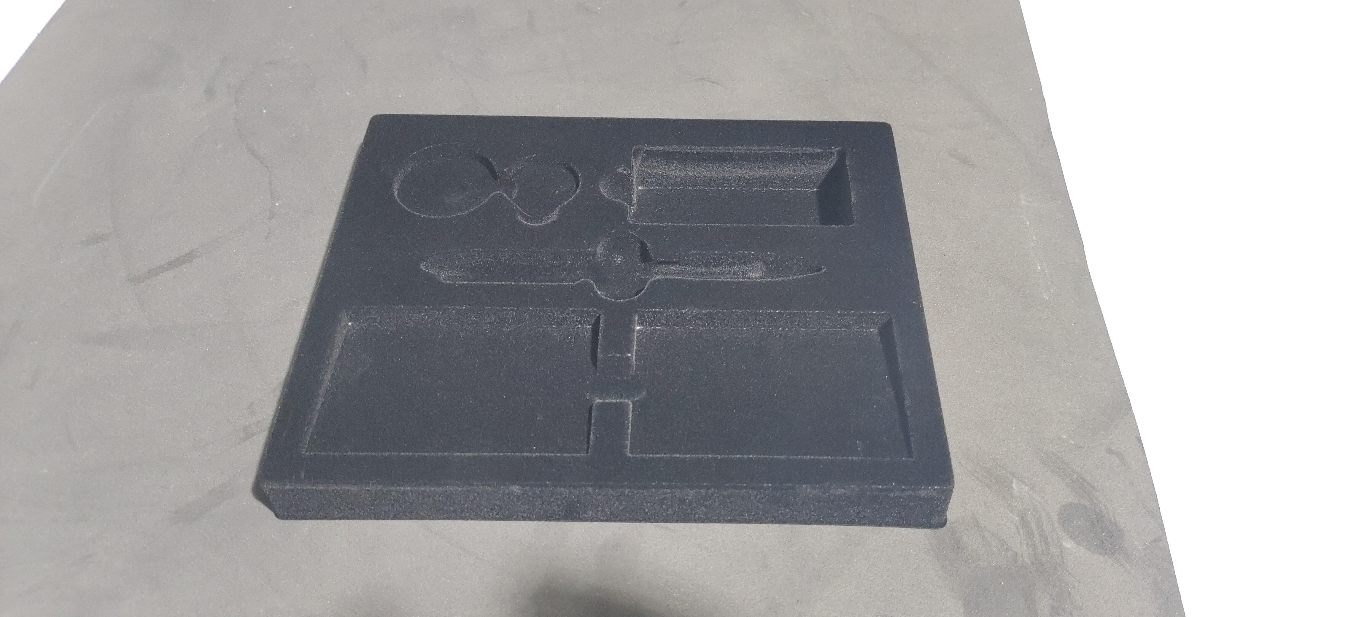 Irregular 800180040 204X165X20黑色半尼龙 Blister Box