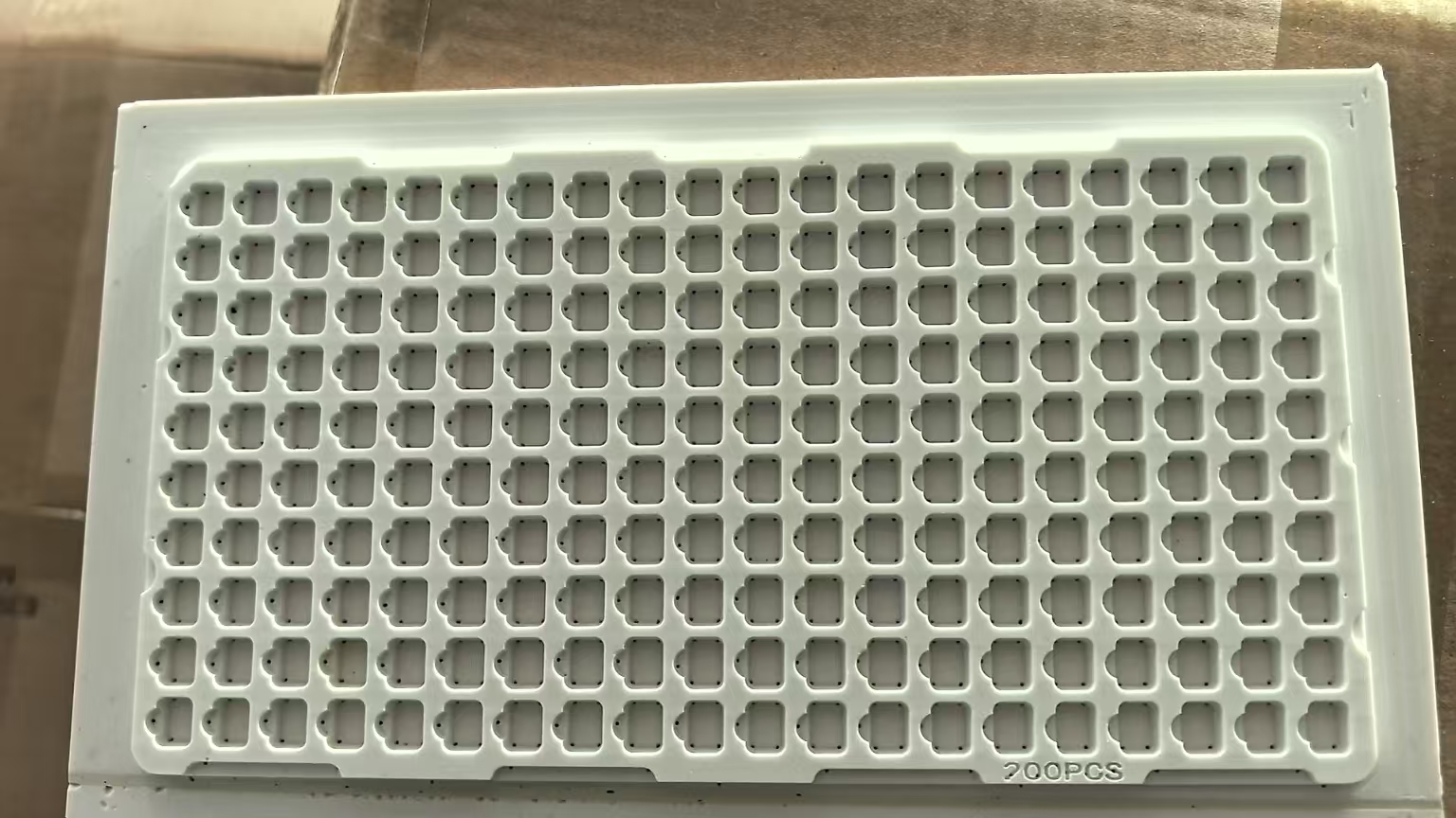方格 AHKN0003 6×4×3.5mm 吸塑盒