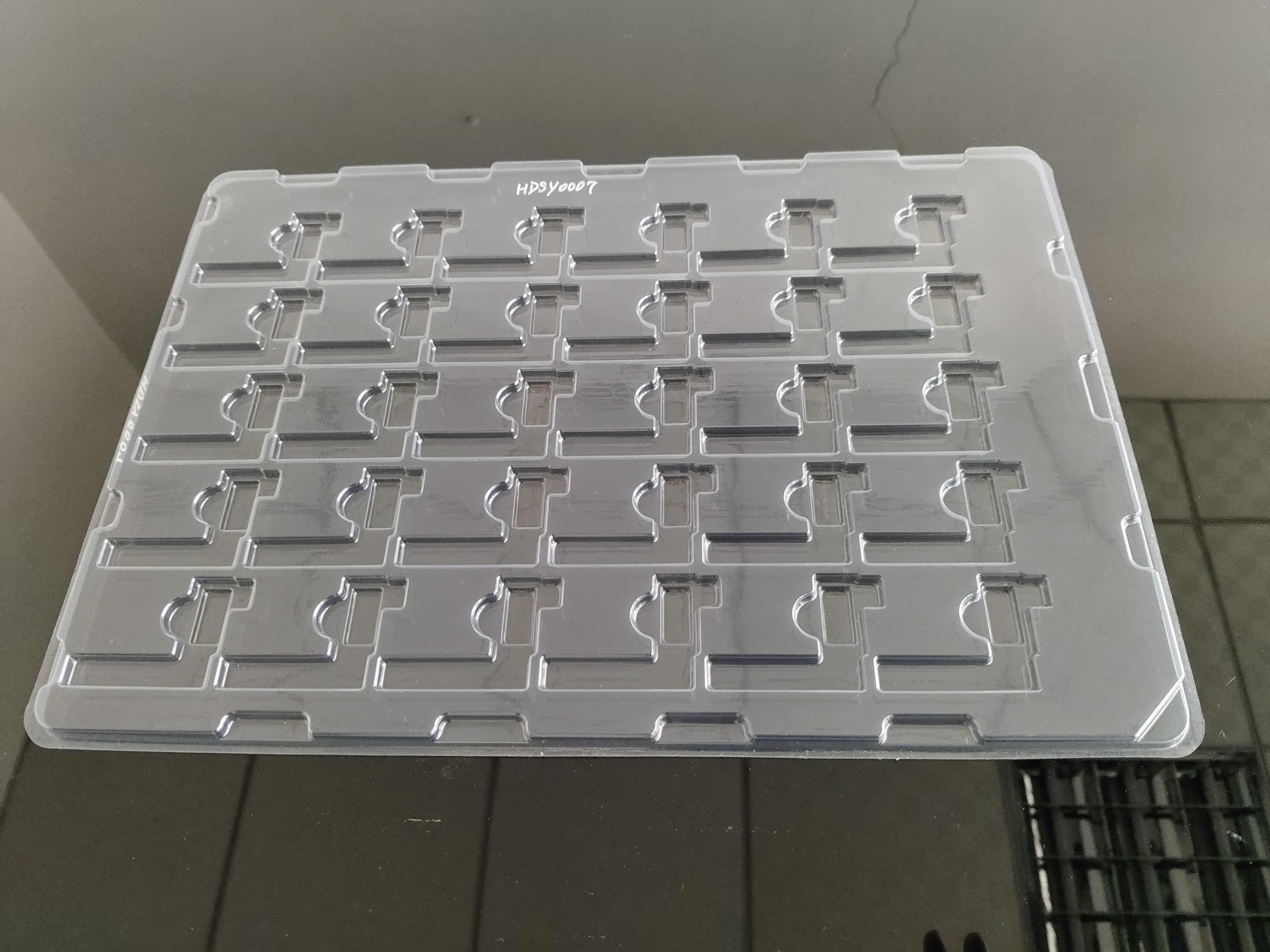 Square HDSY0007(0.96寸Blister Box40-gridHYP0096-W-R028-C) 54×41×6mm Blister Box
