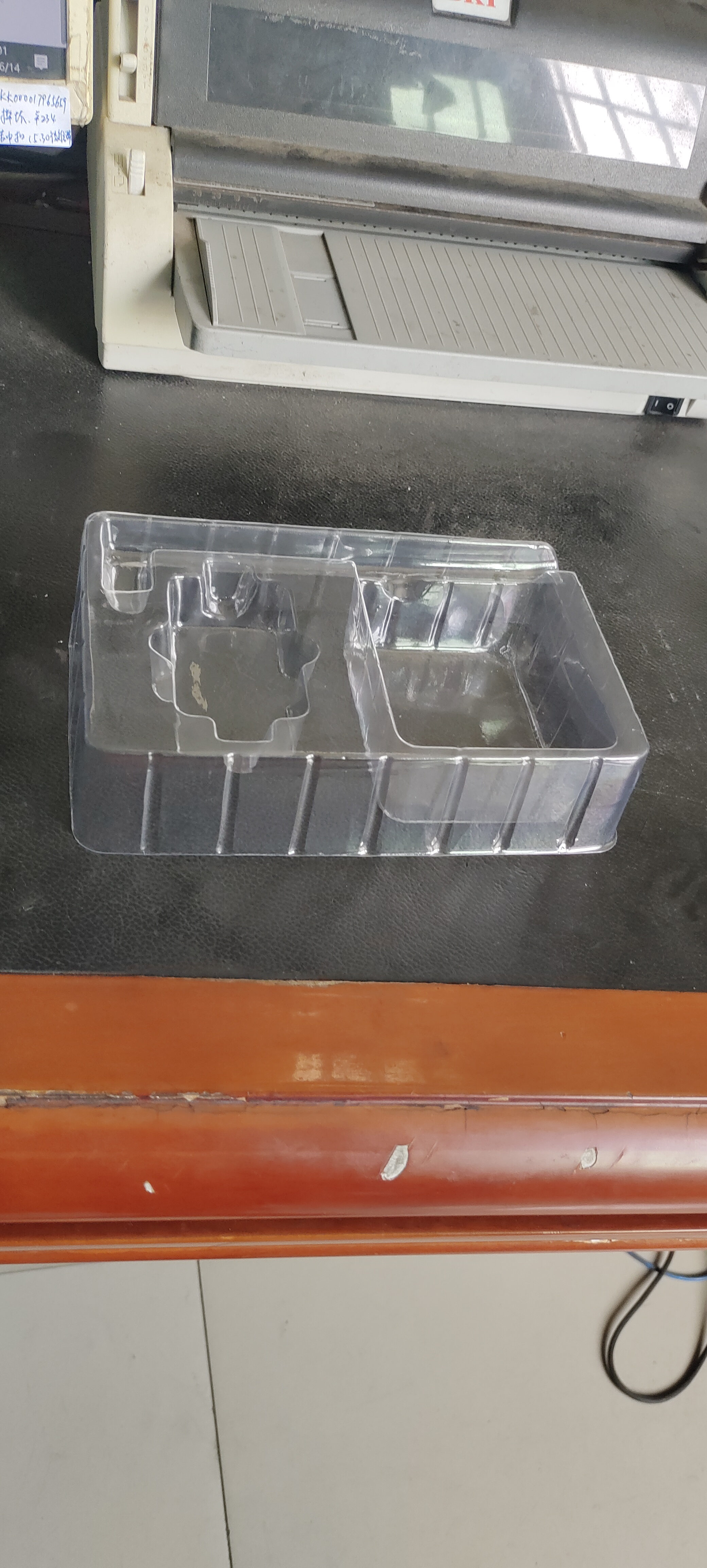 Irregular SHG0004 200*131*45 Blister Box
