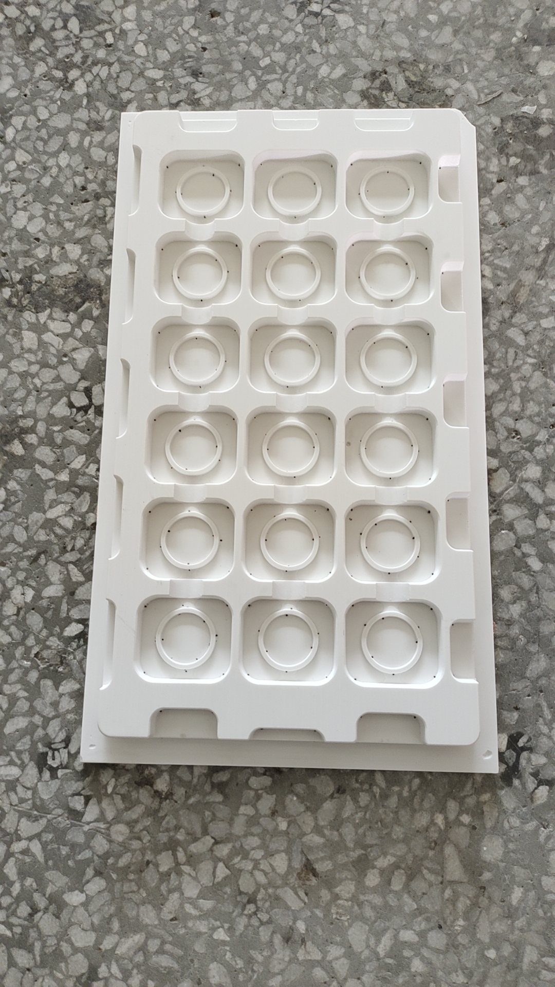 Irregular YHD0001 350*190*20 Blister Box